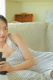 女朋友的母亲2语字追剧易